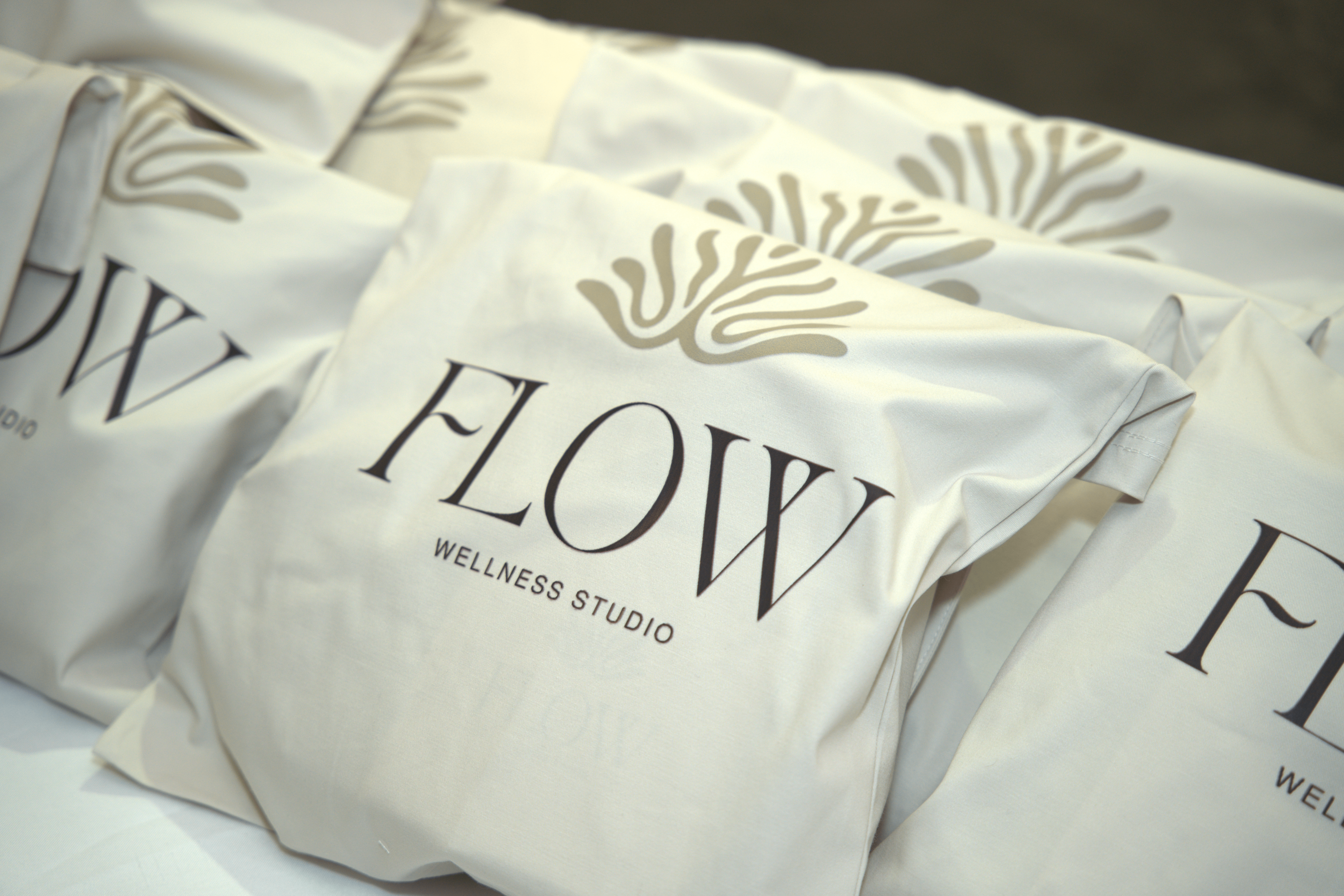FloW Studio - Premium Wellness Lifestyle
